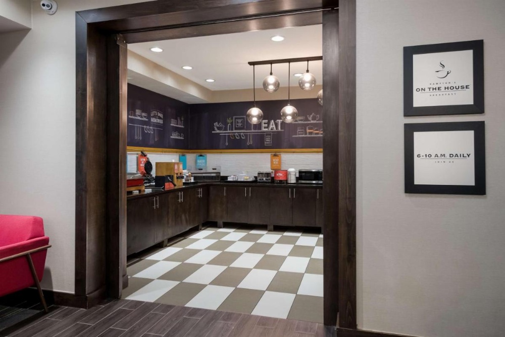 Hampton Inn By Hilton Marshall Image 17