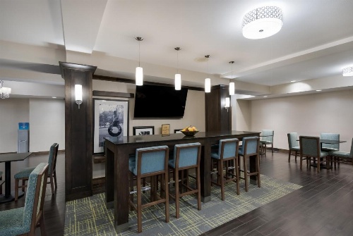 Hampton Inn By Hilton Marshall image 35
