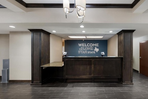 Hampton Inn By Hilton Marshall image 37