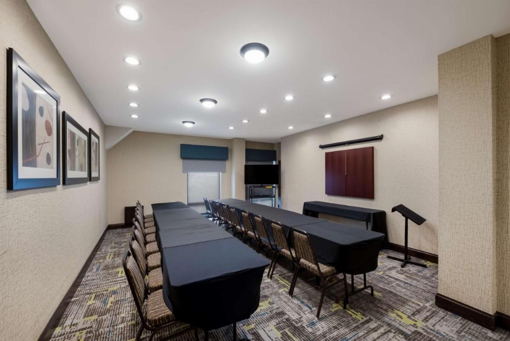 Hampton Inn By Hilton Marshall Image 42