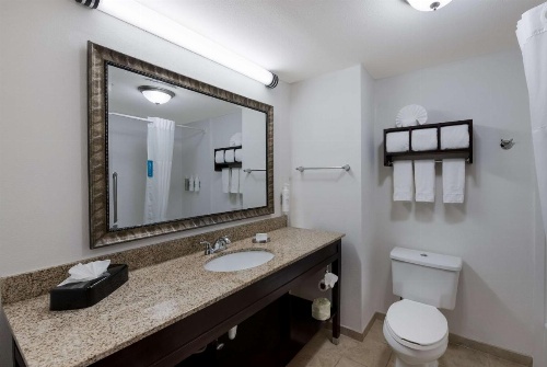 Hampton Inn By Hilton Marshall image 7